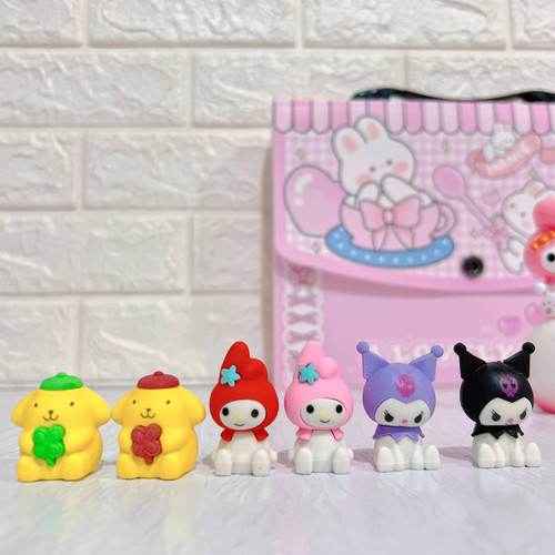 پاکن کرومی و دوستان